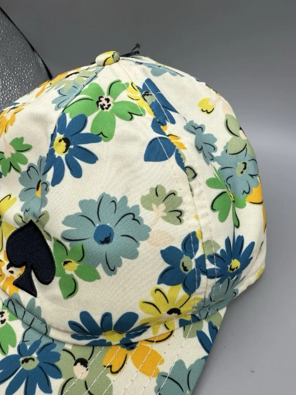 NWT Kate Spade Floral Printed Cap Hat Cream Yellow Blue Green Spade Logo
